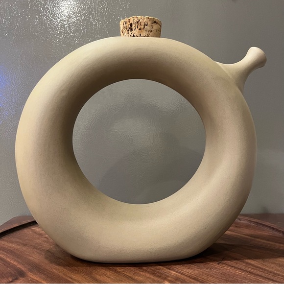 Vintage 1970’s Hartstone ceramic Wine Decanter - Picture 6 of 7